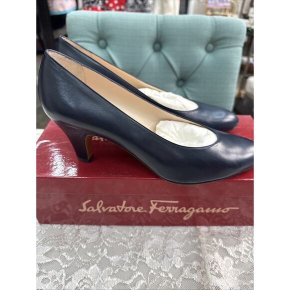 Vintage New 80s Salvatore Ferragamo Womens Heels Size 7.5 B Blue Pump Leather - Picture 5 of 9